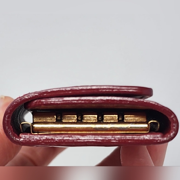 LV Vernis keycase, Dustbag, Box & Booklet - Picture 5 of 12